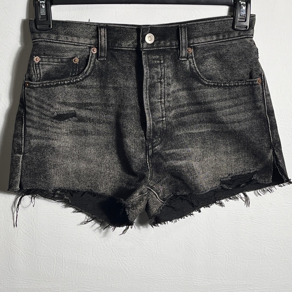 We The Free Charcoal Black Distressed Cut Off Jean Shorts sz 25